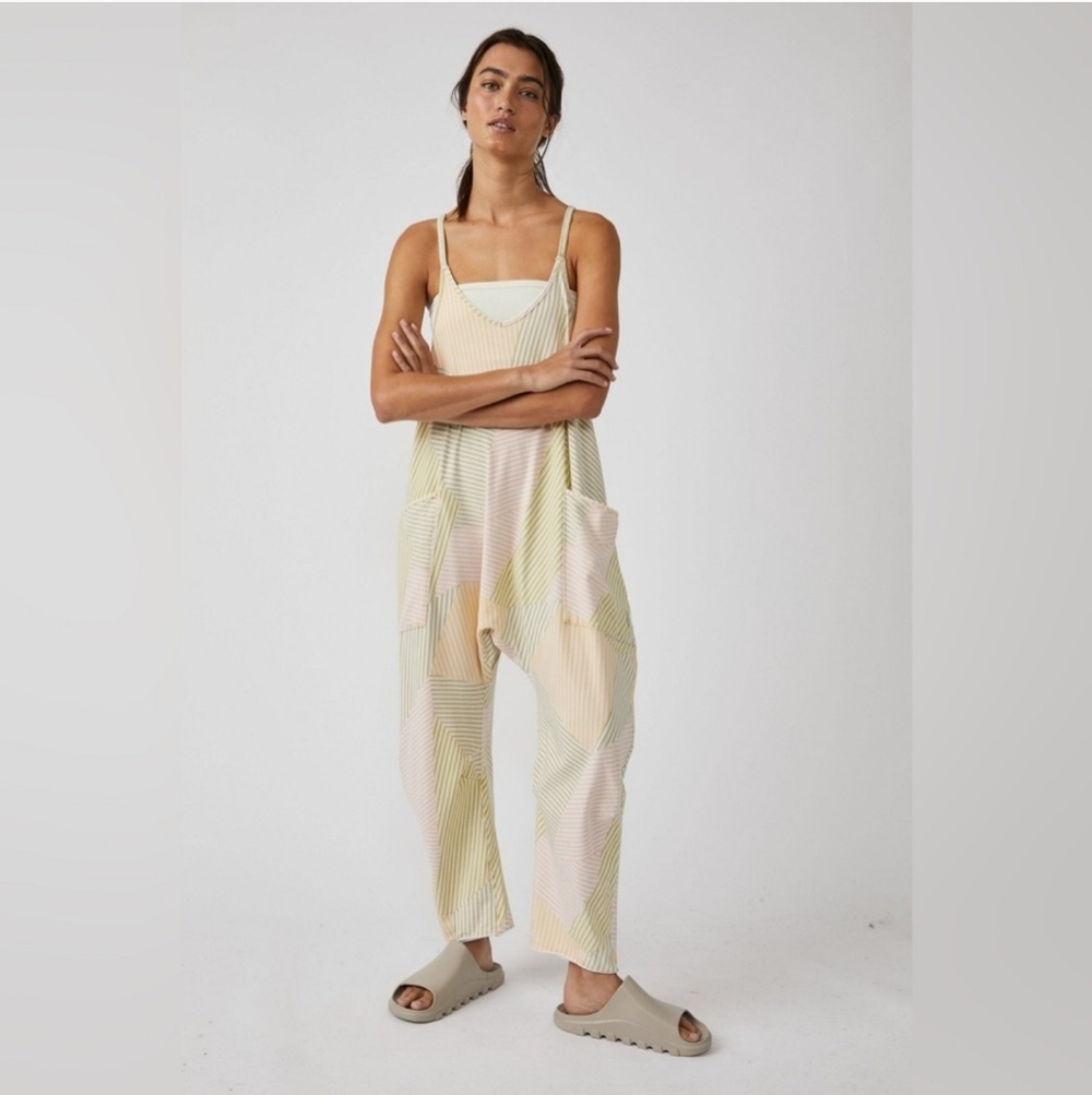 Free People Movement RARE Limited Edition Pattern Hot Shot Onsie Small - Picture 3 of 16